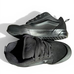 Vans Kids Old Skool Sneakers – Triple Black – Size 3 (Brand New)